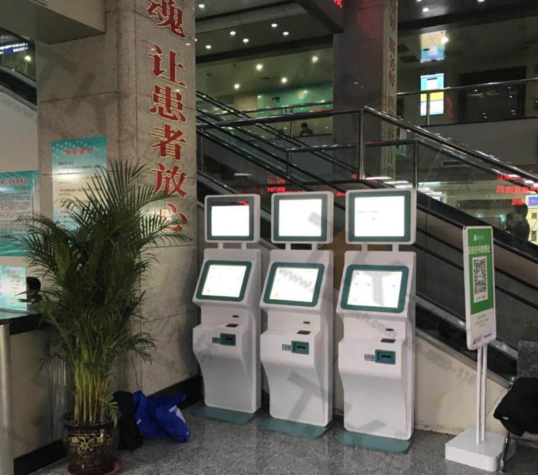 觸摸一體機在醫院有哪些用途呢？